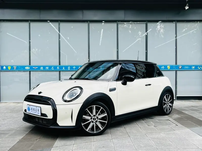MINI MINI, 2022