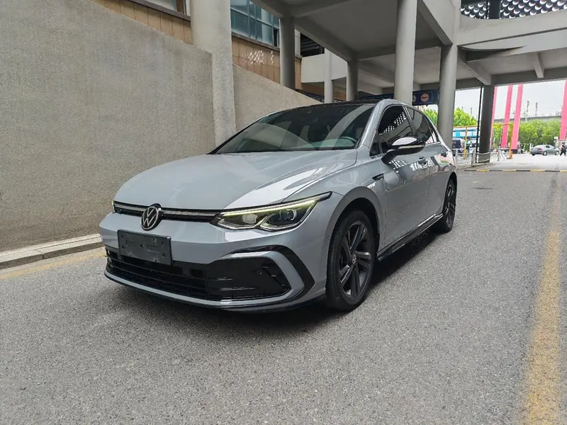 Volkswagen Golf, 2021