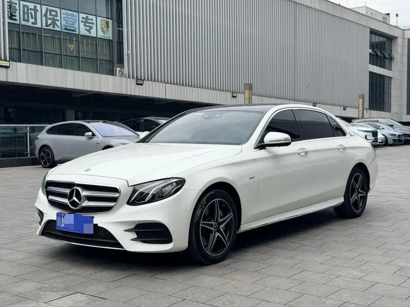 Mercedes-Benz E-Class, 2020