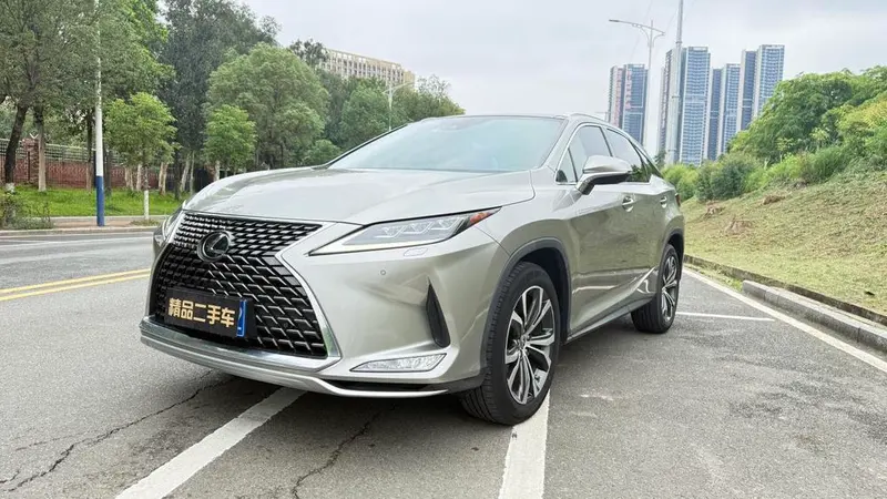 Lexus RX, 2020