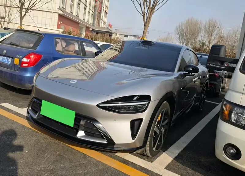 Xiaomi YU7, 2025