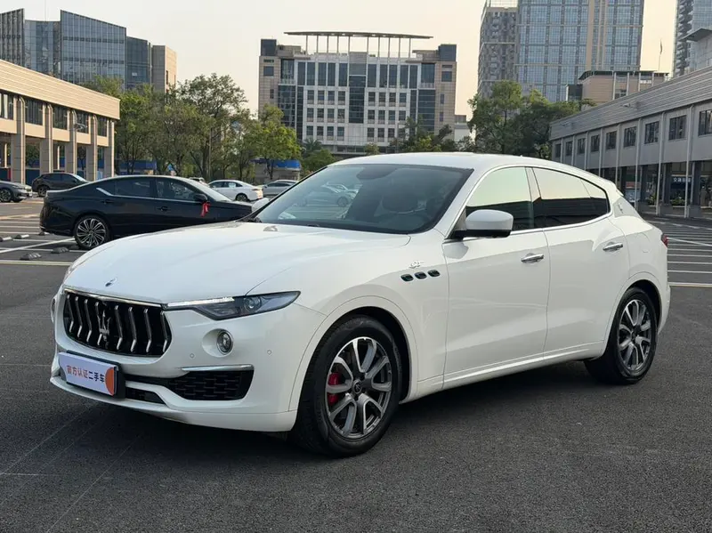 Maserati Levante, 2022