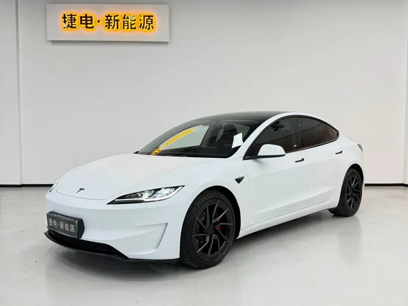 Tesla Model 3, 2024