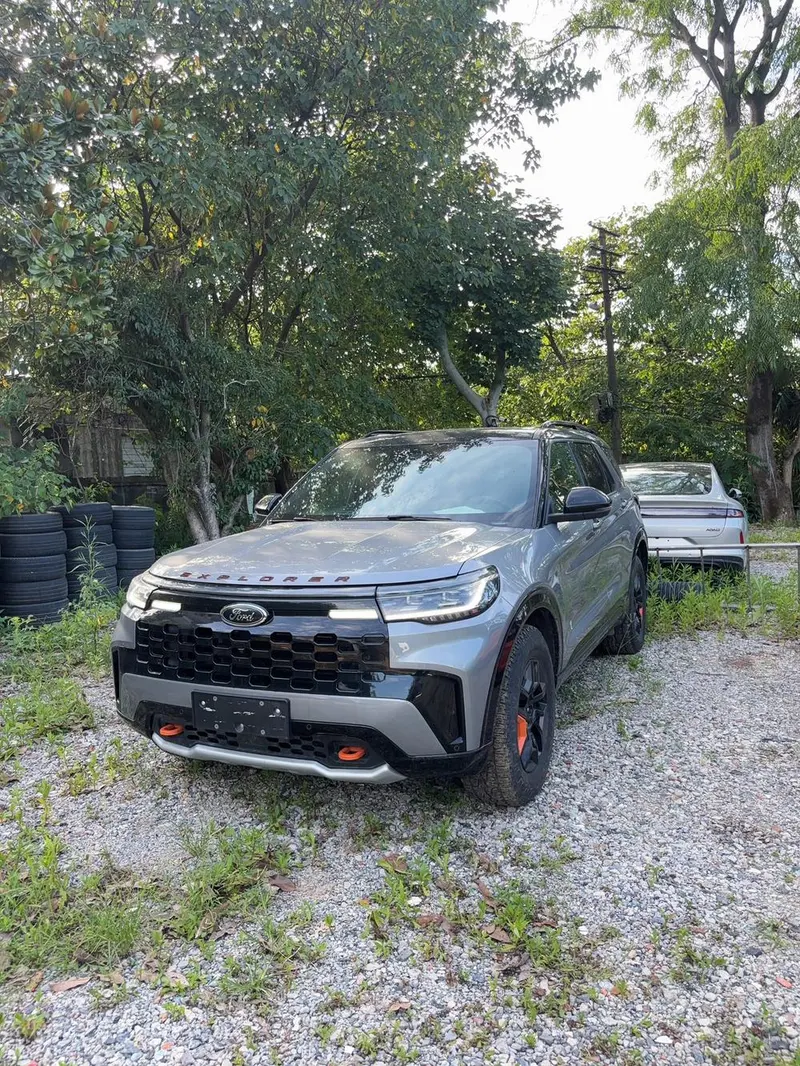 Ford Explorer, 2024