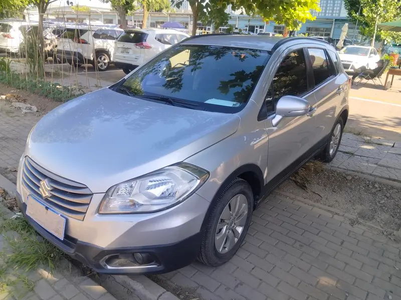 Suzuki S-Cross, 2014