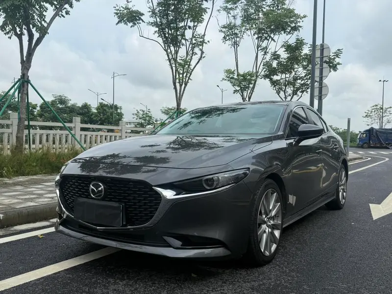 Mazda 3 Axela, 2021