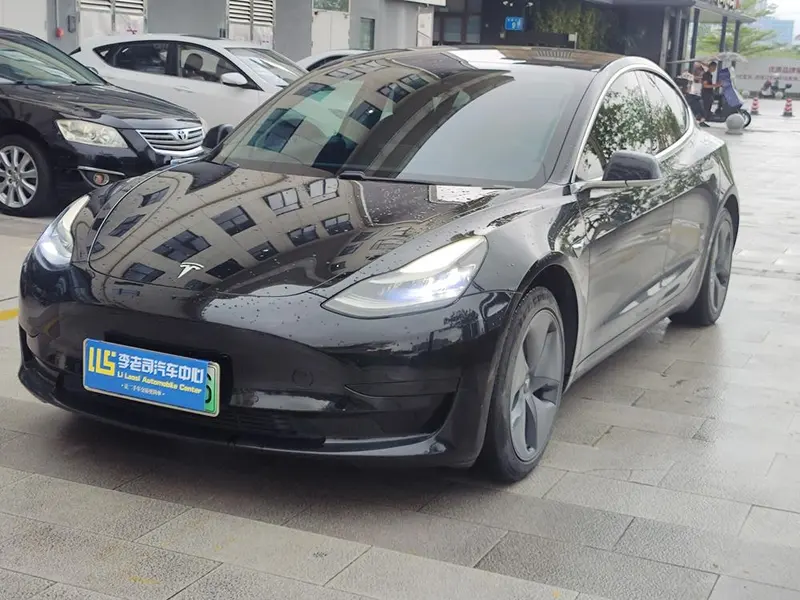 Tesla Model 3, 2021