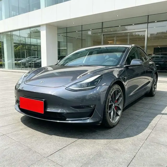 Tesla Model 3, 2021