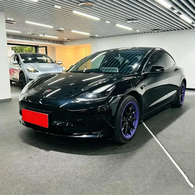 Tesla Model 3, 2022