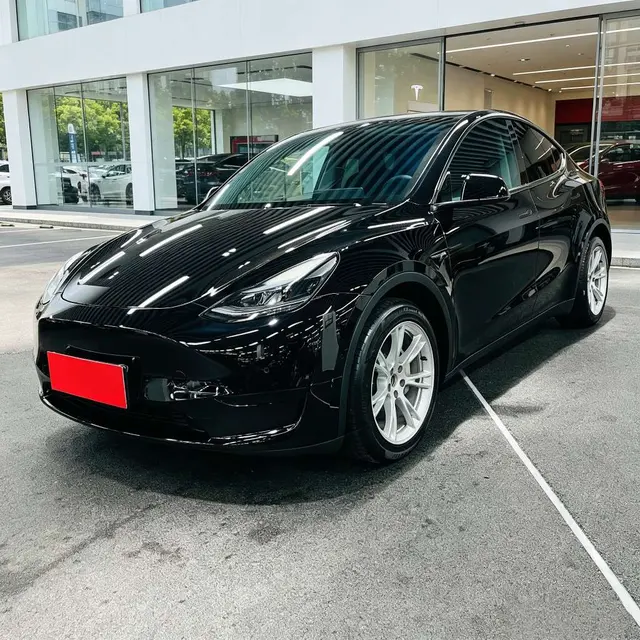 Tesla Model Y, 2022