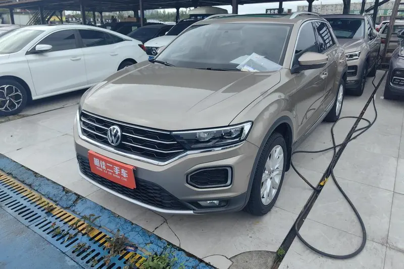 Volkswagen T-Roc, 2020