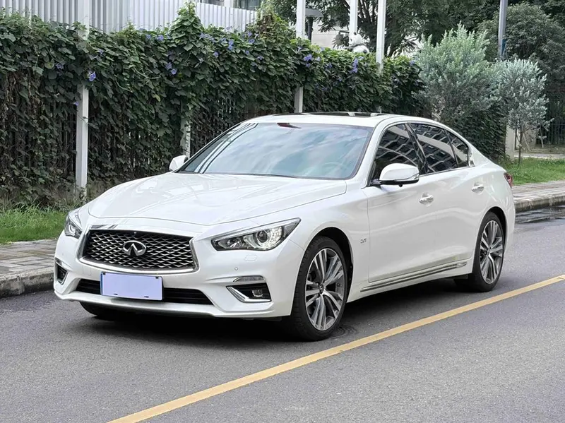 Infiniti Q50L, 2022