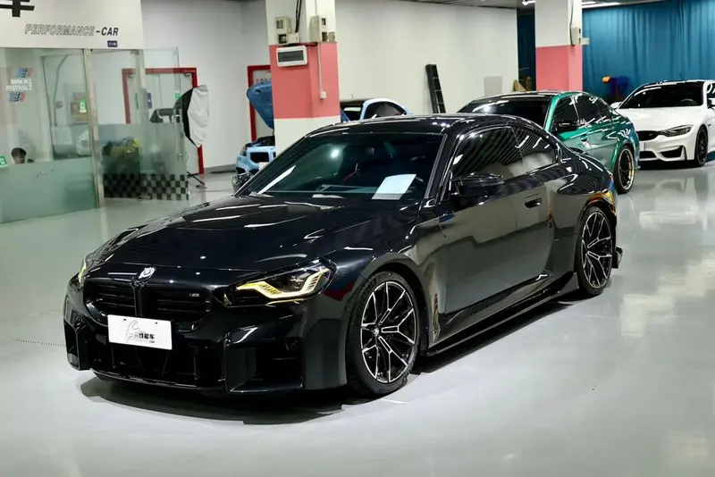 BMW M2, 2023