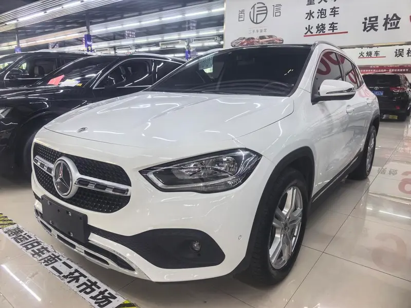 Mercedes-Benz GLA, 2020