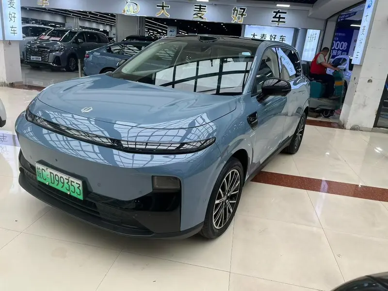 Leapmotor B10, 2025