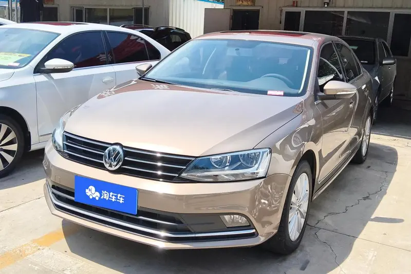 Volkswagen Sagitar, 2015