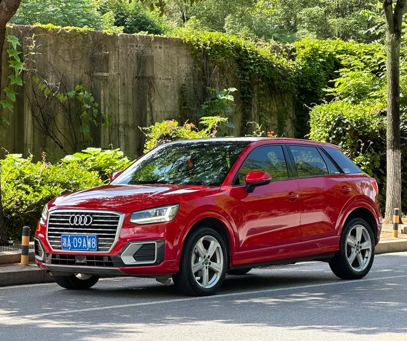 Audi Q2L, 2018