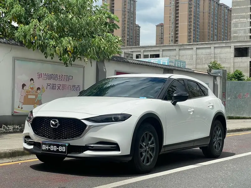 Mazda CX-4, 2021
