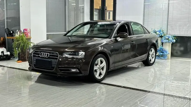 Audi A4L, 2015