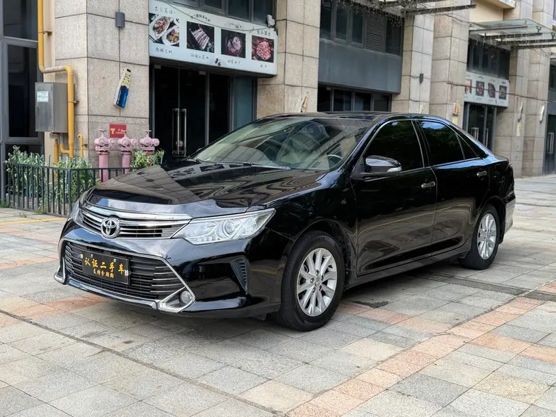 Toyota Camry, 2016