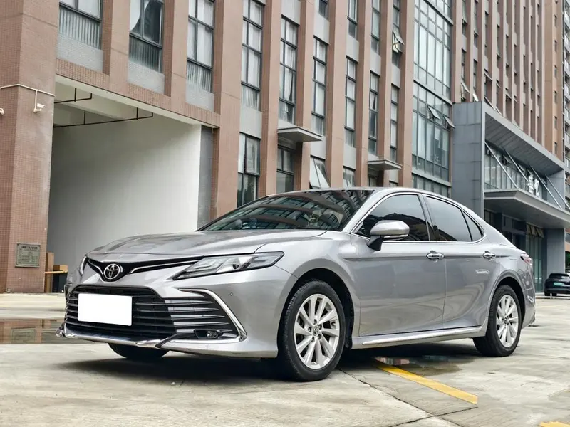 Toyota Camry, 2023