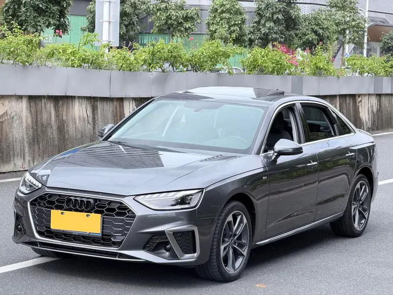 Audi A4L, 2023