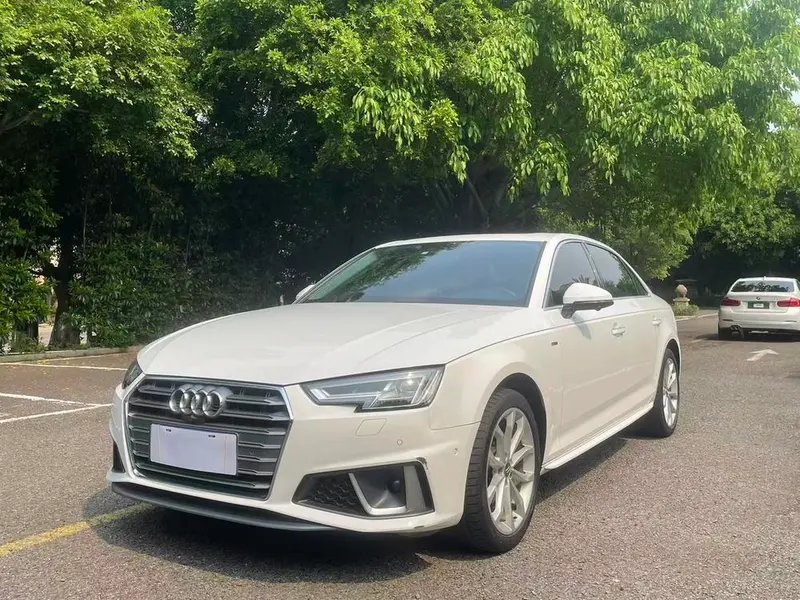Audi A4L, 2019