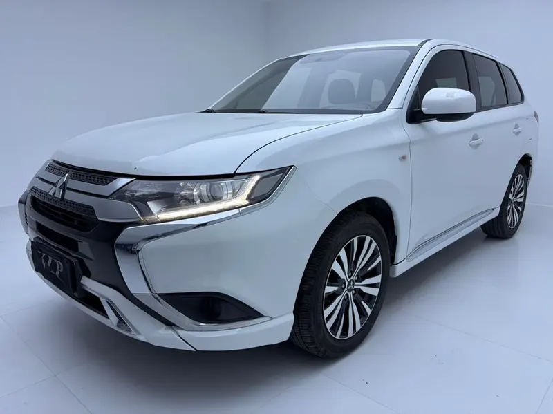 Mitsubishi Outlander, 2021