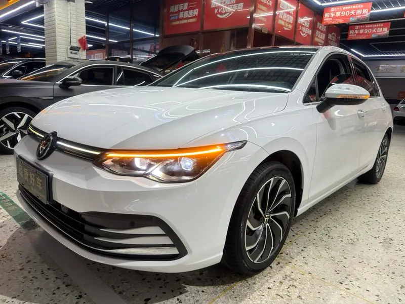 Volkswagen Golf, 2021