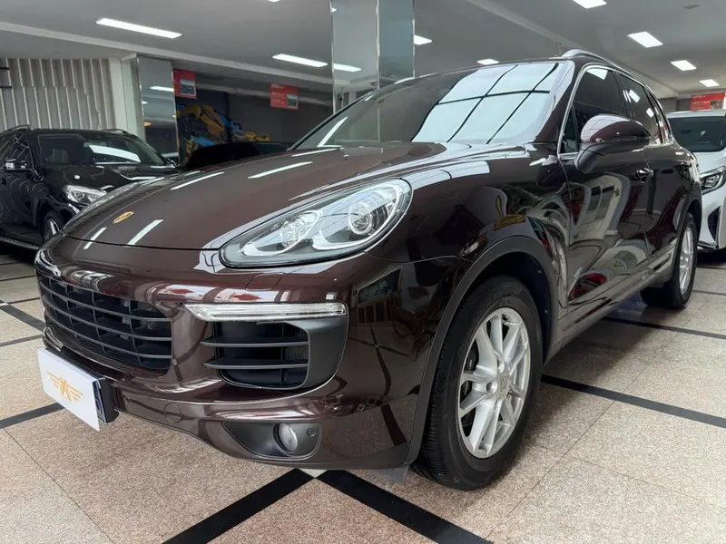 Porsche Cayenne, 2015