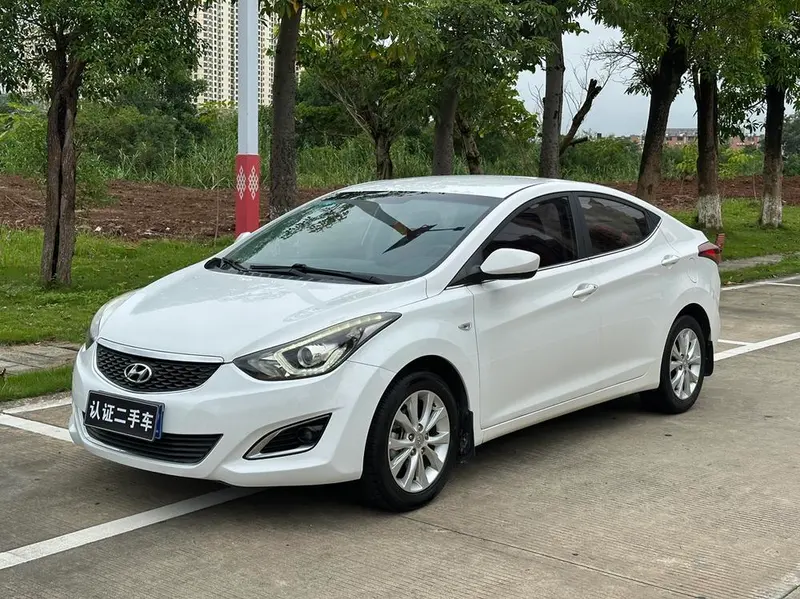 Hyundai Elantra Langdong, 2016