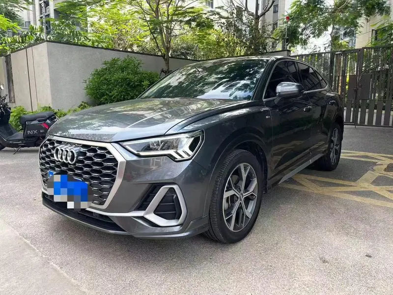 Audi Q3 Sportback, 2020