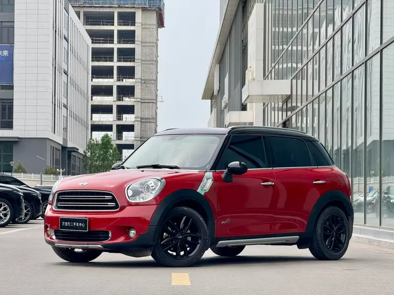 MINI COUNTRYMAN, 2013