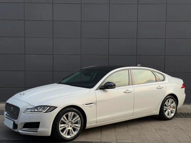 Jaguar XFL, 2017