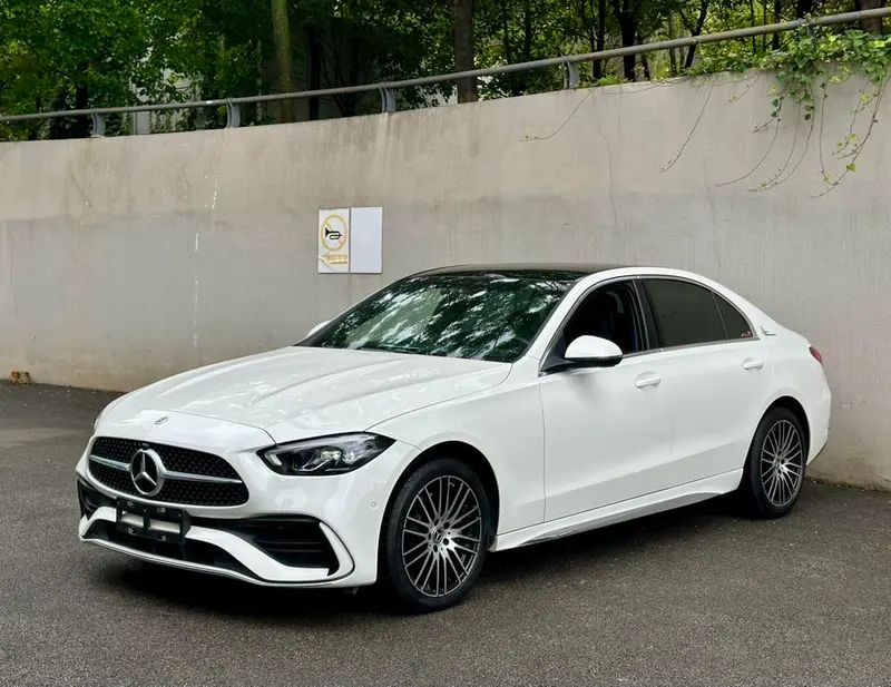 Mercedes-Benz C-Class, 2024
