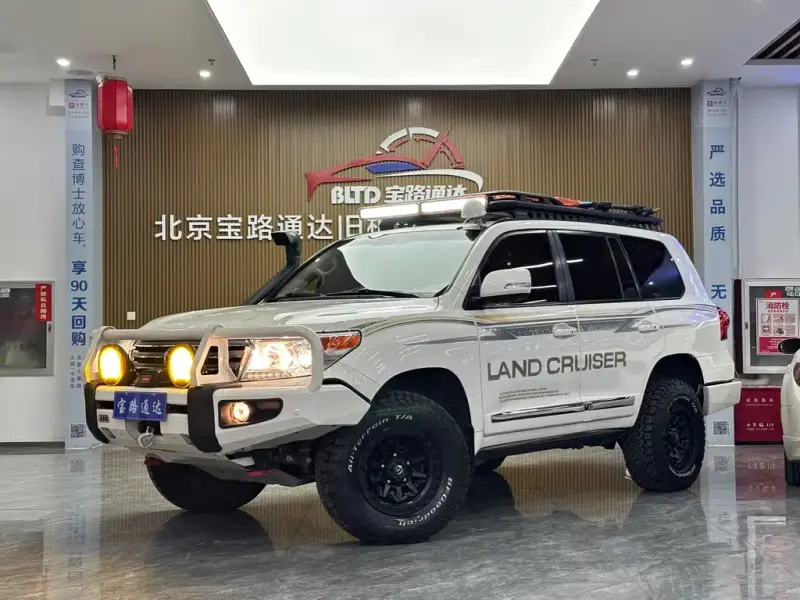 Toyota Land Cruiser, 2015