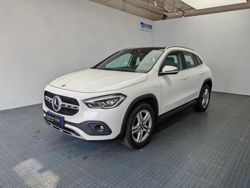 Mercedes-Benz GLA, 2023