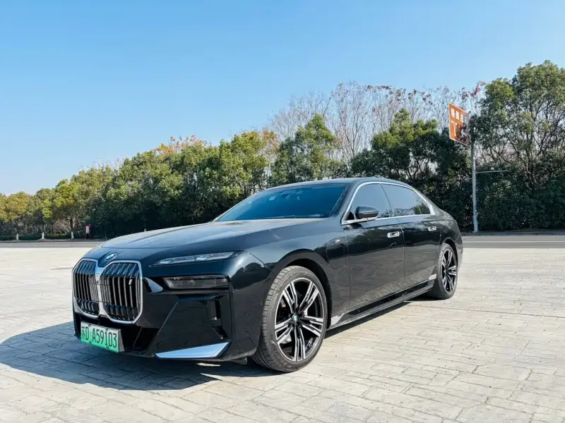 BMW i7, 2023
