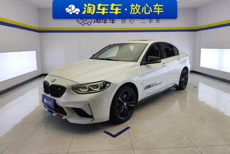 BMW 1-Series, 2021