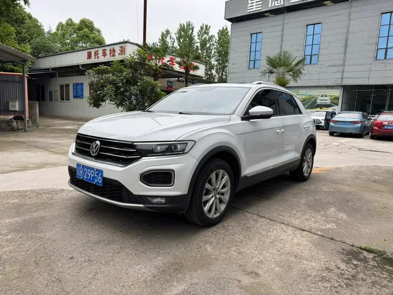 Volkswagen T-Roc, 2020