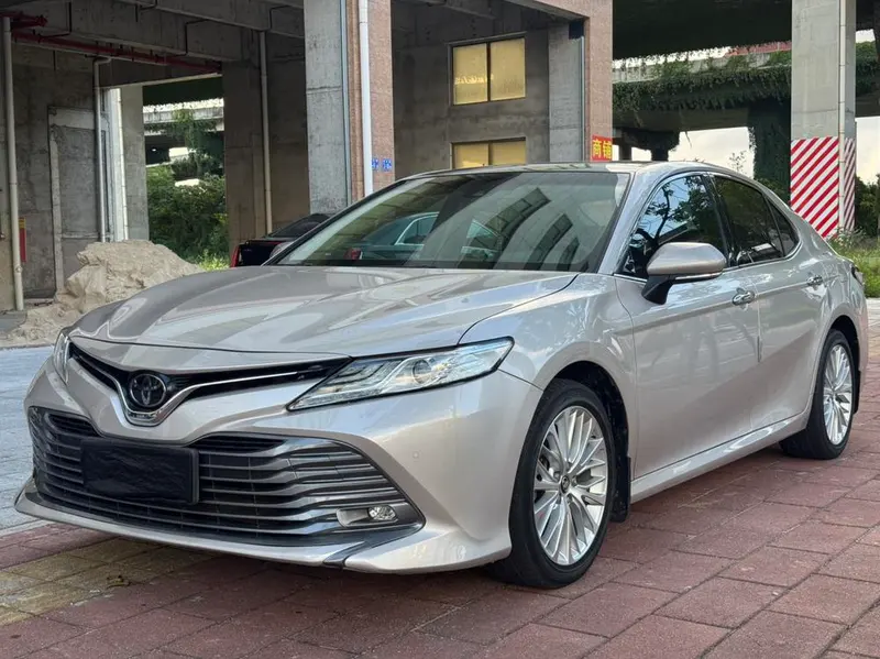 Toyota Camry, 2018