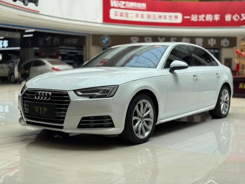 Audi A4L, 2017