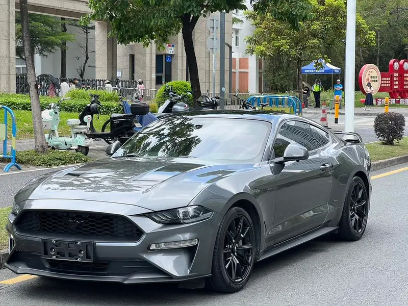Ford Mustang, 2021