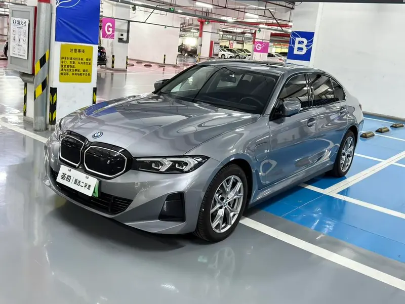 BMW i3, 2023