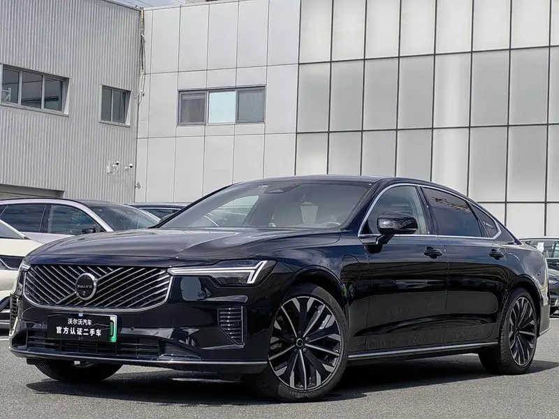 Volvo S90 PHEV, 2026