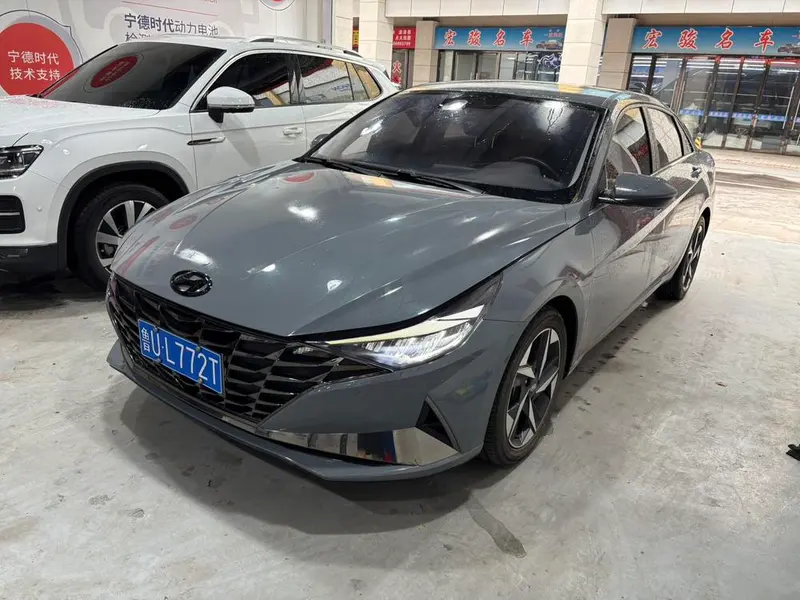 Hyundai Elantra, 2023