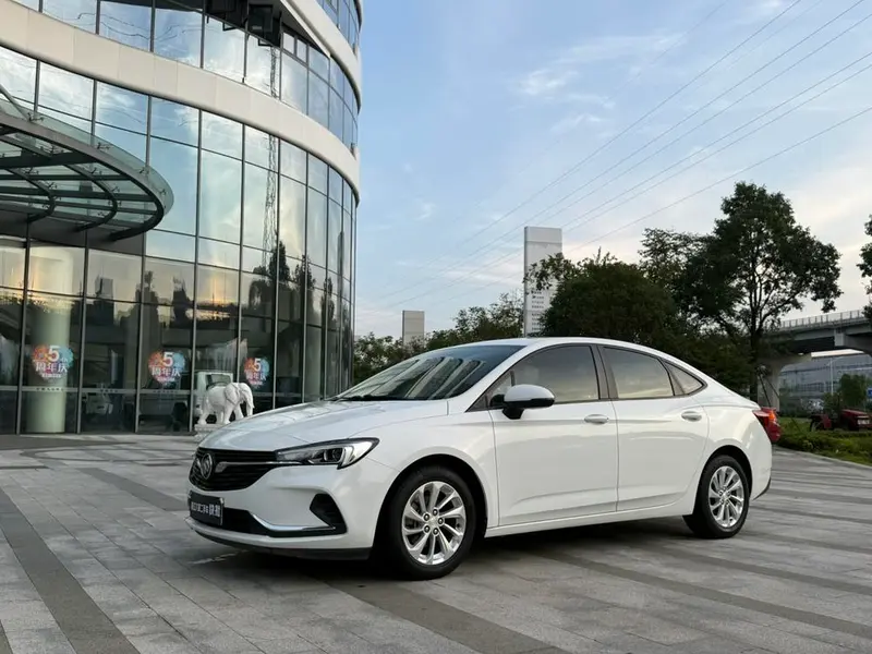 Buick Verano, 2020