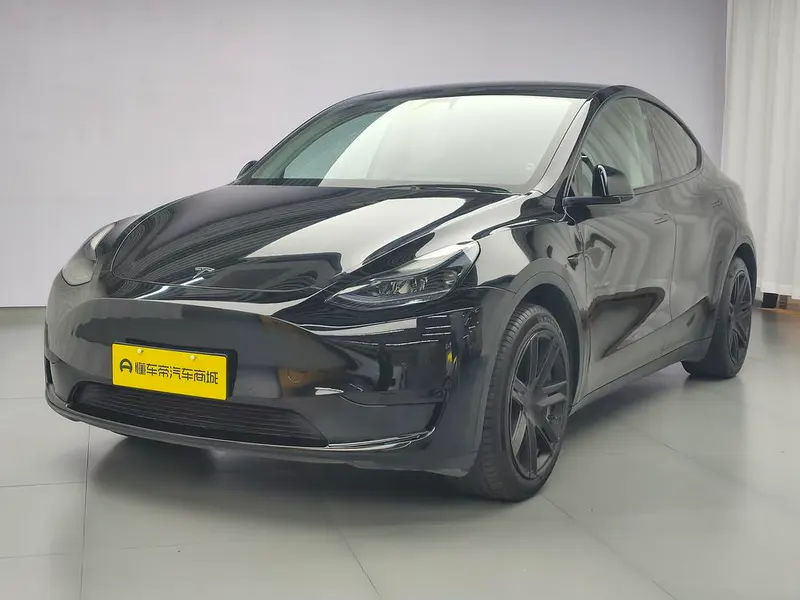 Tesla Model Y, 2022