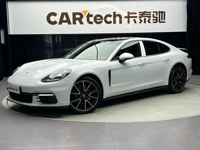 Porsche Panamera, 2019