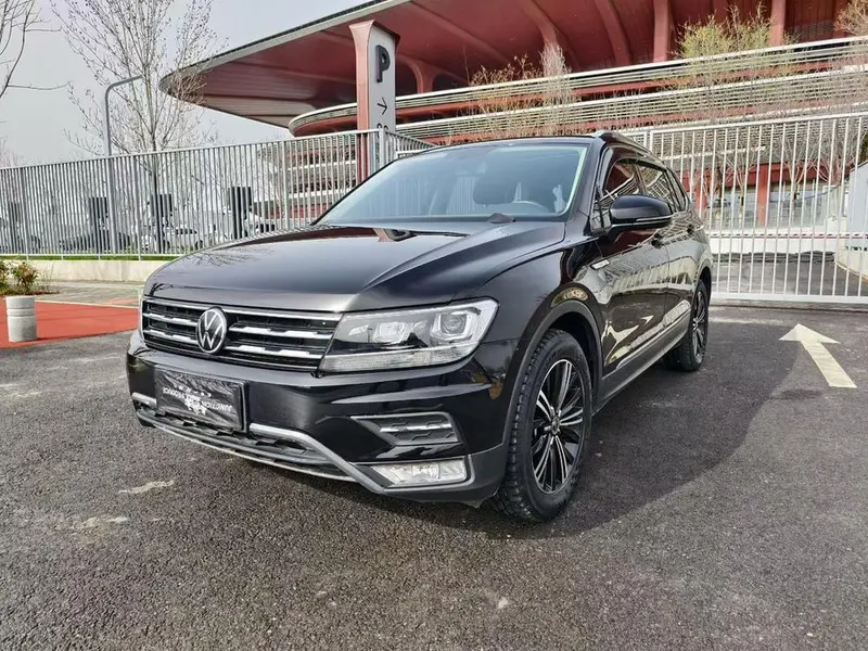Volkswagen Tiguan L, 2021